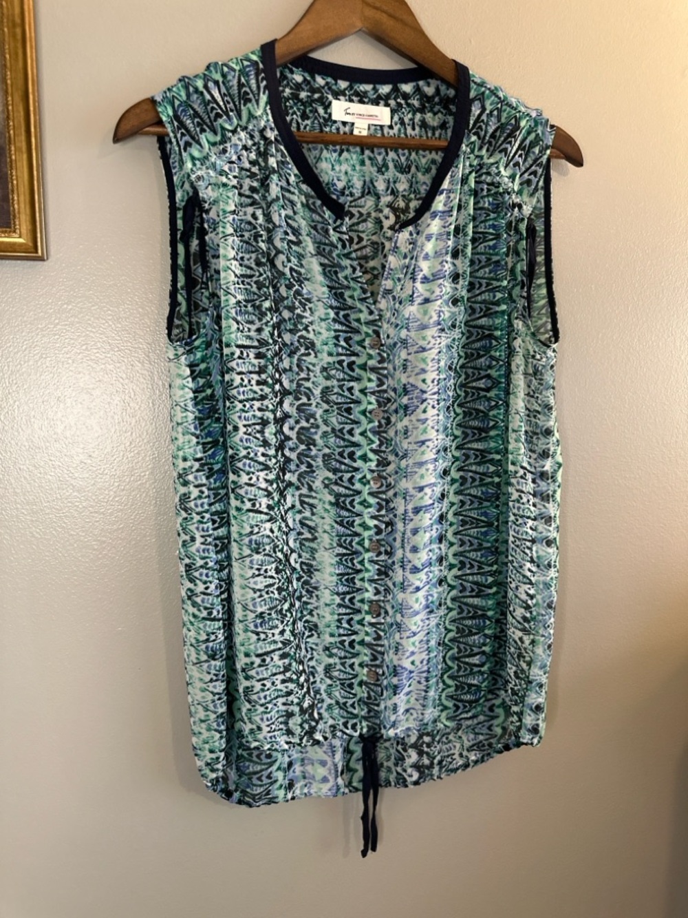Two by Vince Camuto Abstract Print Tie Hem Sleeveless Blouse Medium - Picture 3 of 9